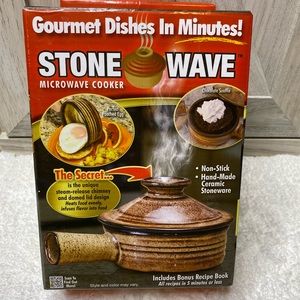NIB As Seen on TV Stone Wave Microwave Cook